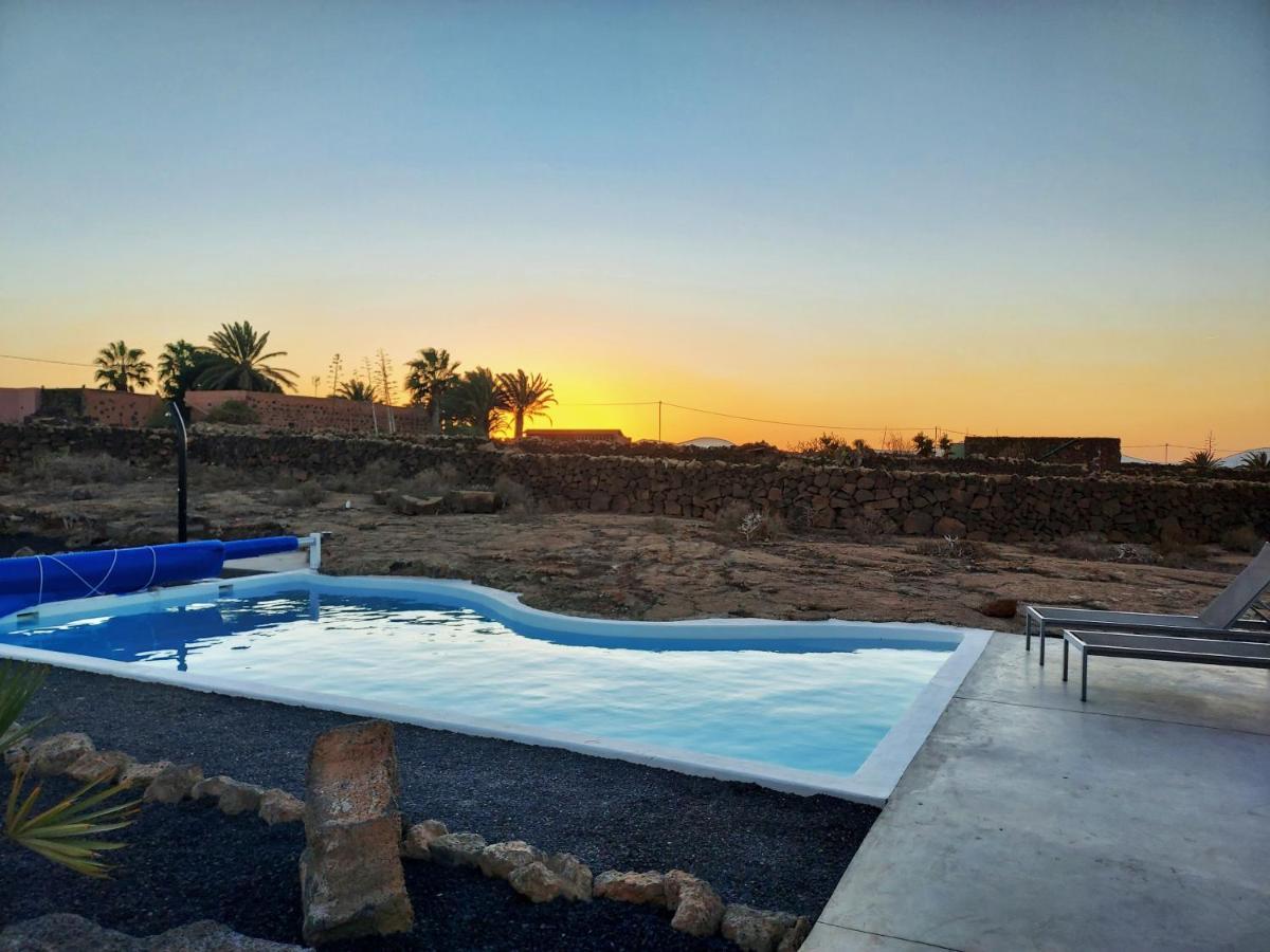 Villa Tabaiba En Lajares Con Piscina エクステリア 写真